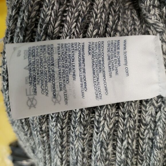 Tommy Hilfiger gray multi textured knit vest - Picture 7 of 8